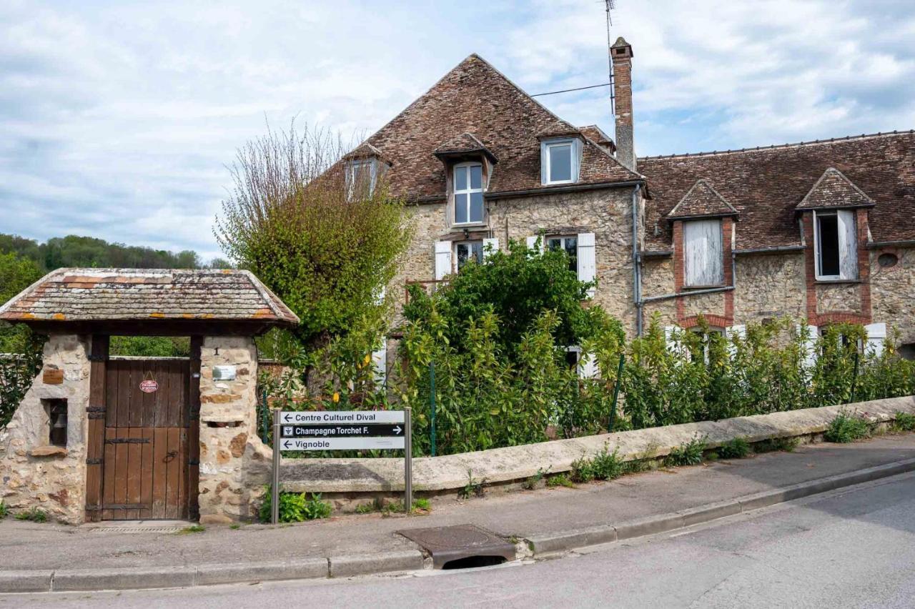 Villenauxe Le Moulin De Cutesson O Dela Du M Bed & Breakfast エクステリア 写真